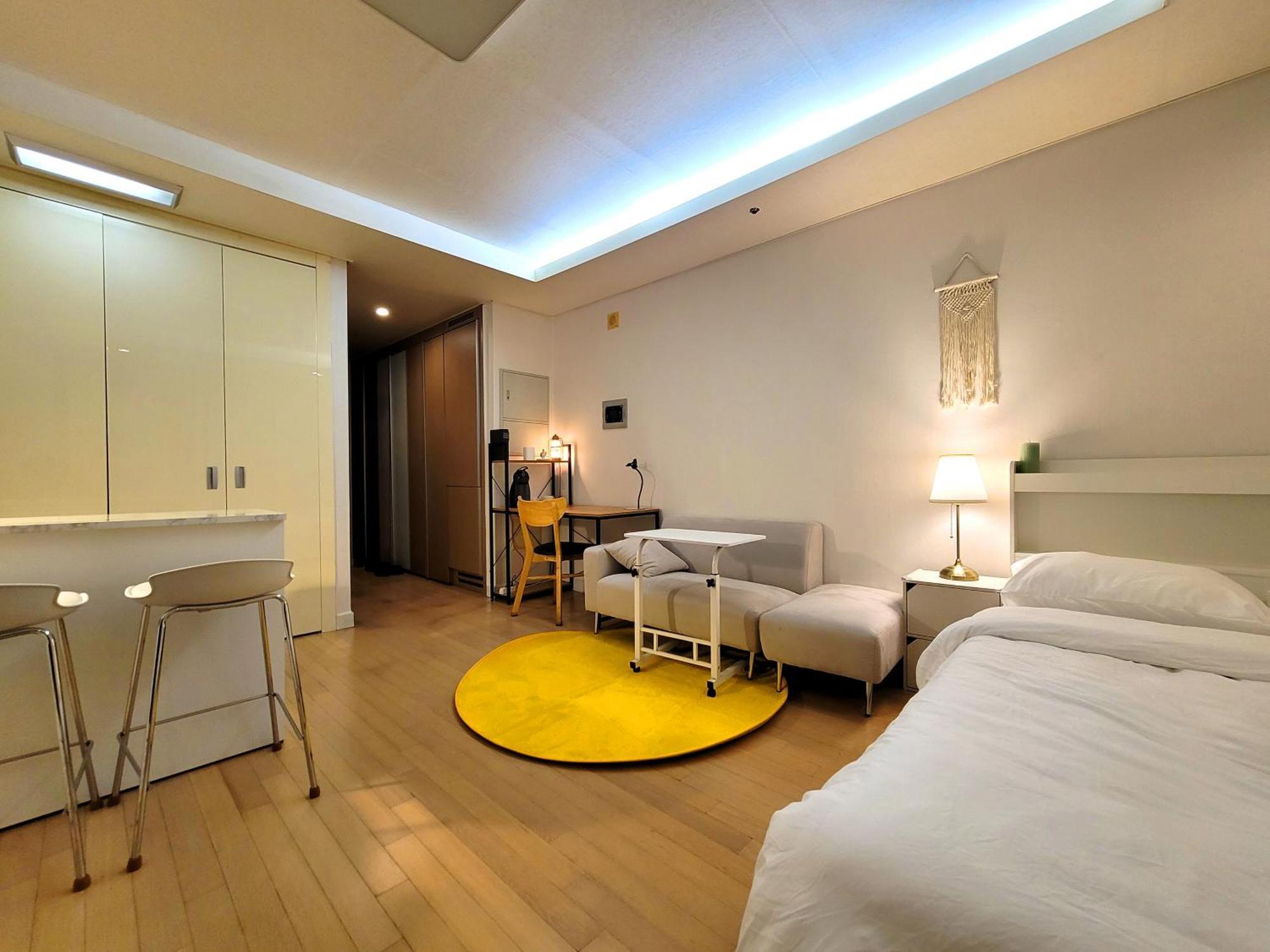 A Comfortable Gangnam House In The Center-1302 * Séoul